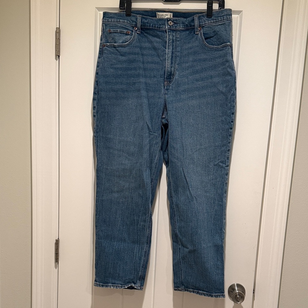 Abercrombie & Fitch Ultra High Rise Blue Jeans